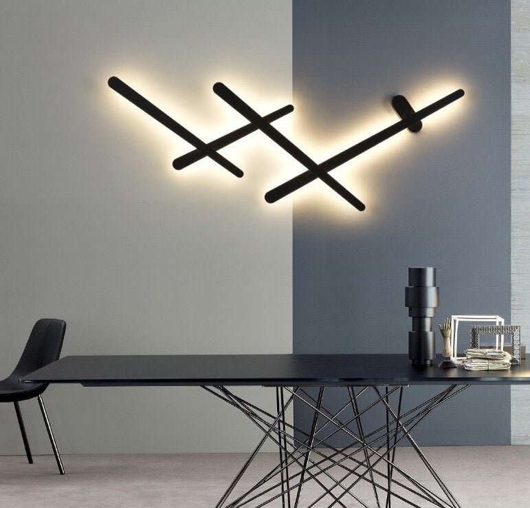 Criss-Cross Wall Lamp