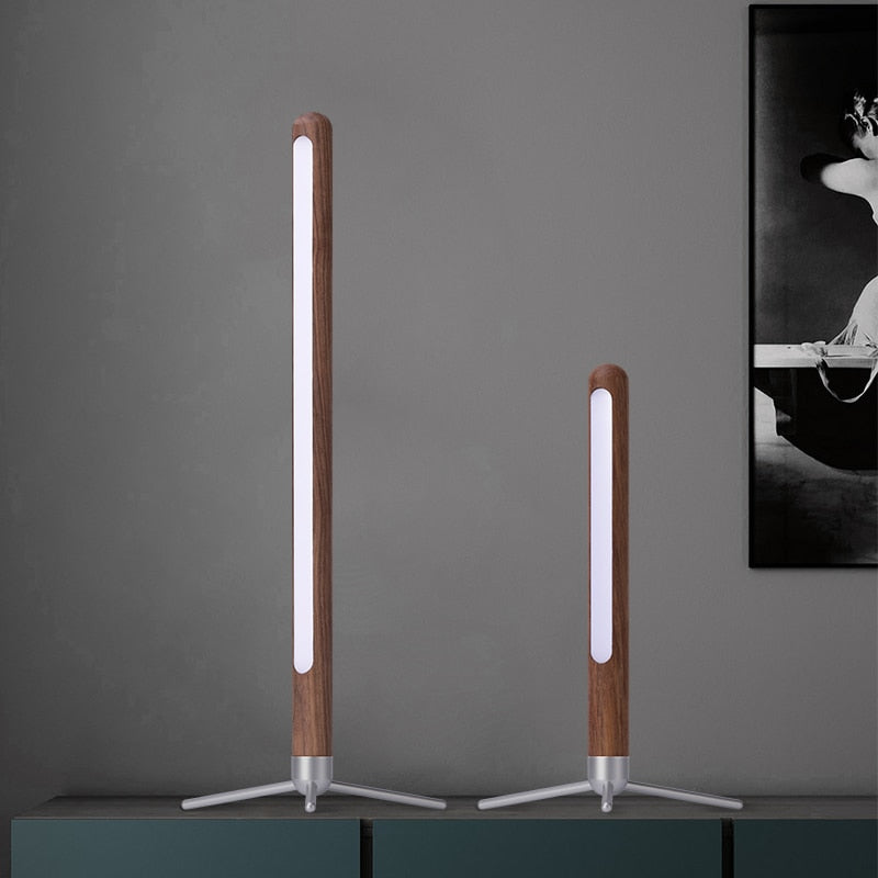 Minimal woody Stand lamp